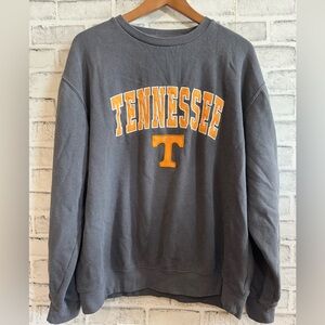 Men’s University of Tennessee Volunteers gray crew neck sweatshirt Large